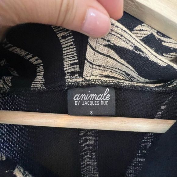 Animale beach cover up - Picture 6 of 11